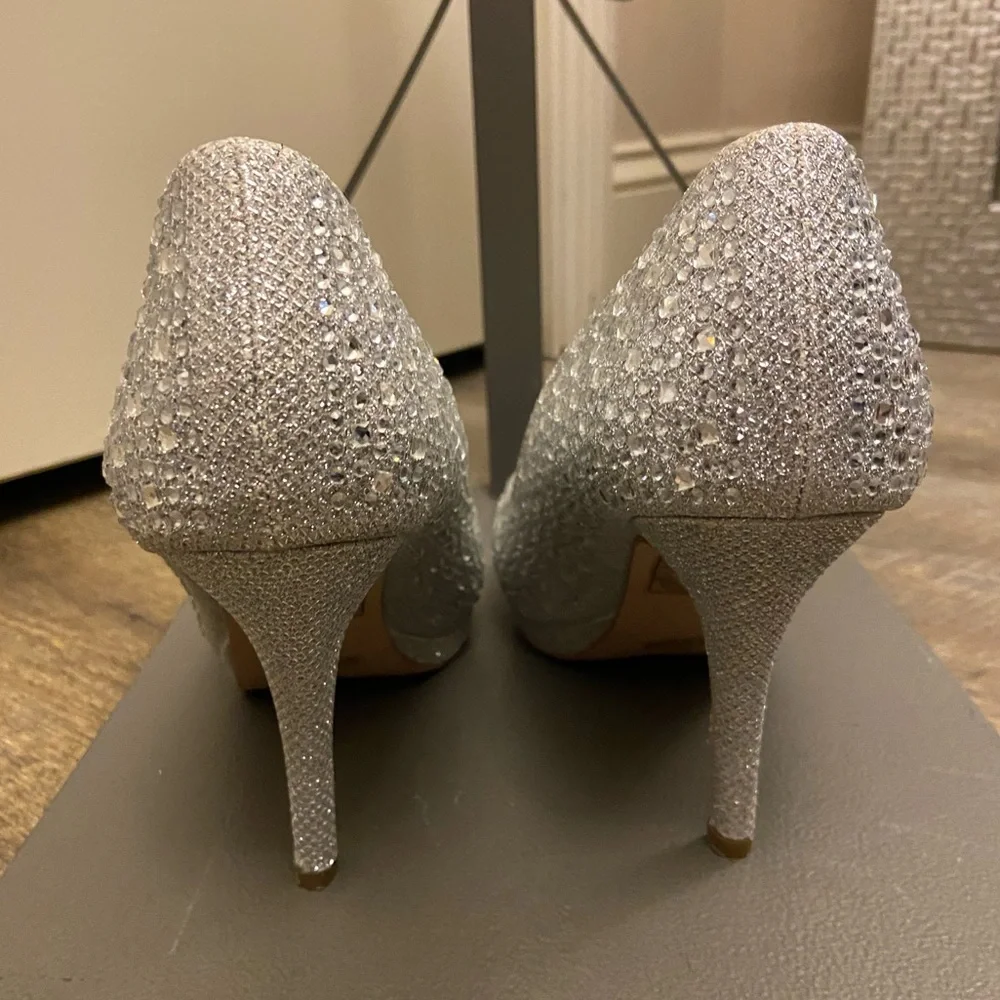 De Blossom Collection Rhinestone Crystal Heels Bridal Shoes size 8.5 - Picture 7 of 13